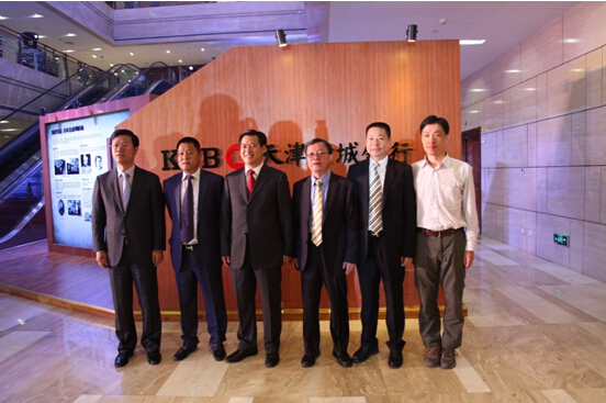 1505960324881635.png blob.png